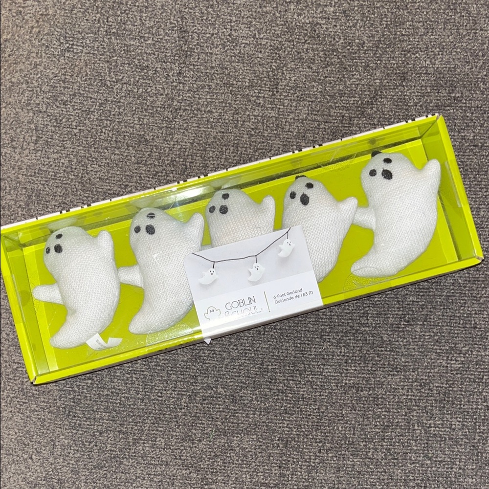 Goblin & Ghoul 6ft. Ghost Garland